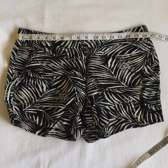 audrey & celine linen rayon blend palm print shorts size 6 - Picture 6 of 10